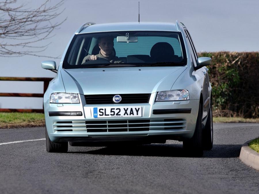  Fiat Stilo Multiwagon 2002 года  (UK) (фото 4 из 9)